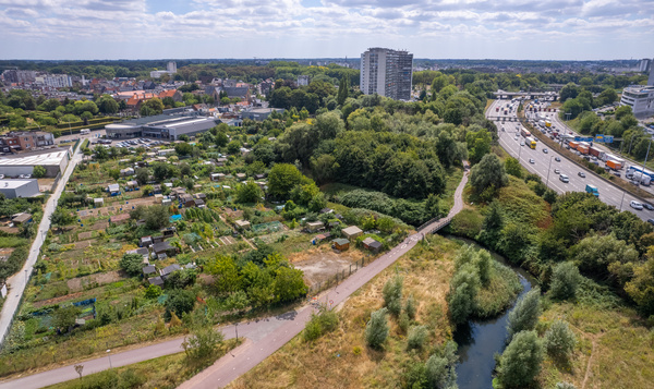Een stukje natuur naast de huidige Antwerpse Ring
